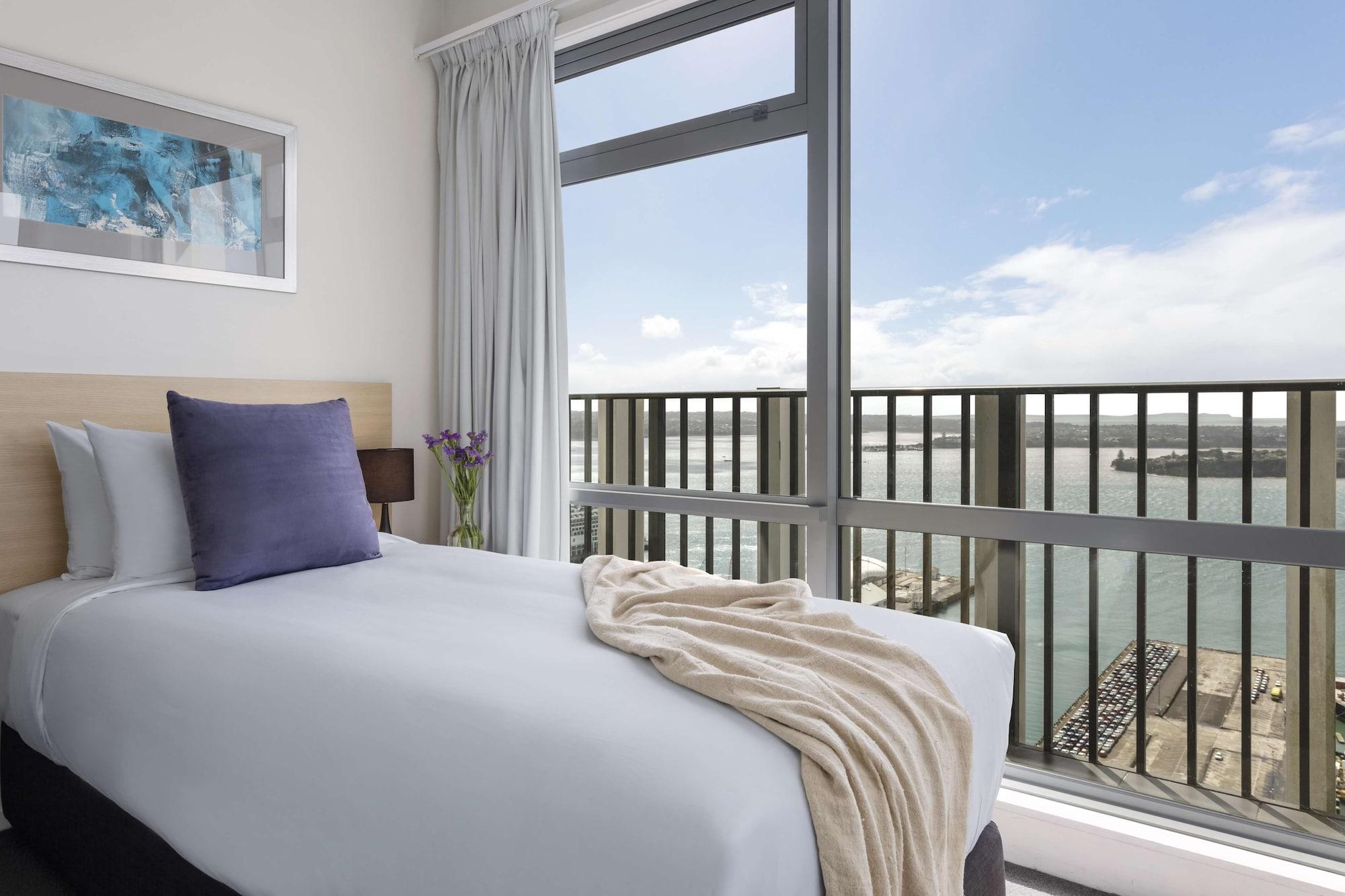 Auckland Harbour Suites Exterior foto